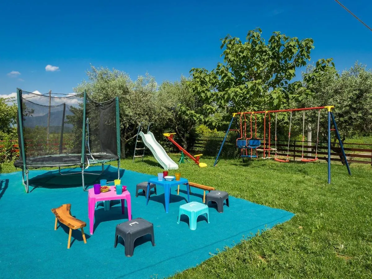 Holiday Home Villa Helena - Ipc131 By Interhome Potpican 0*,